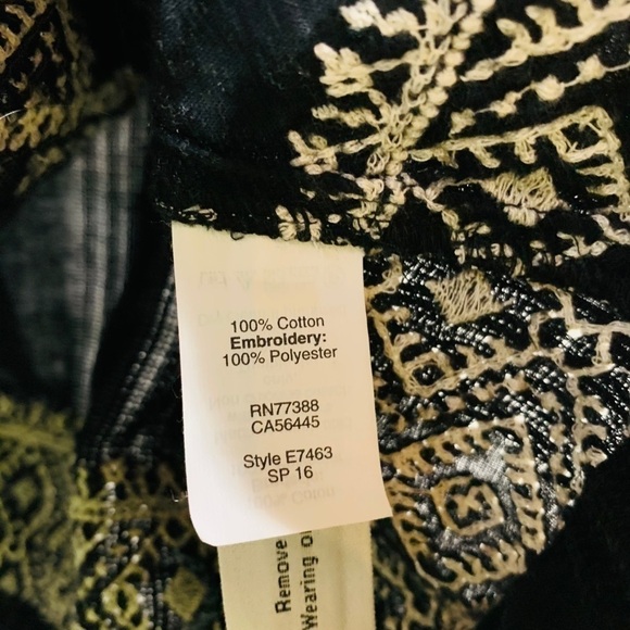 Madewell Embroidered Camelia Tassel Top - Picture 10 of 12